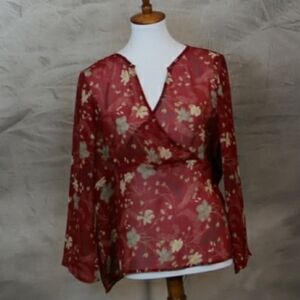 Old Navy chiffon floral red blouse. L